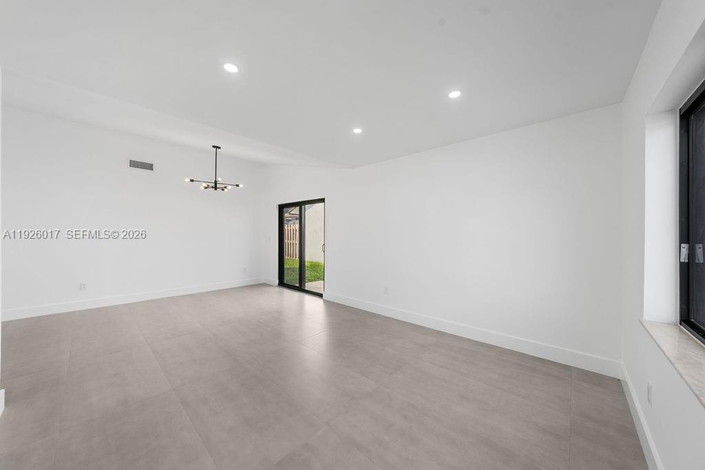 EDGEWATER PARK - Residential