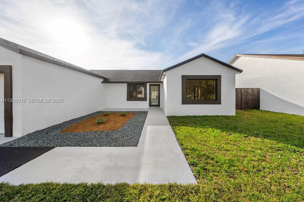 EDGEWATER PARK - Residential