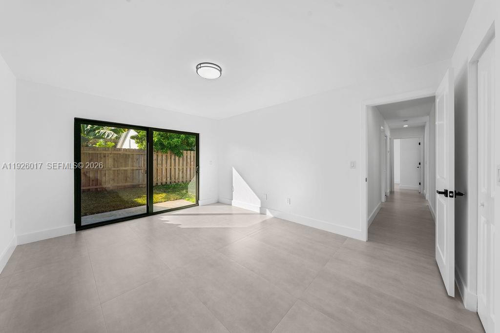 EDGEWATER PARK - Residential