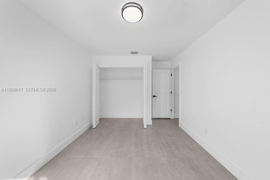 EDGEWATER PARK - Residential