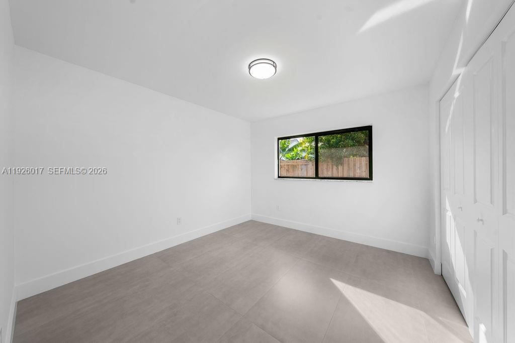 EDGEWATER PARK - Residential