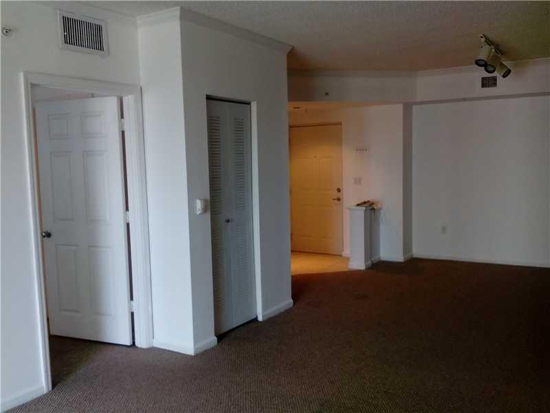 PORTO BELLAGIO CONDO - Residential Lease