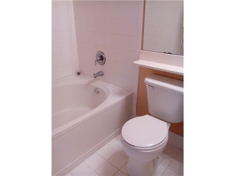 PORTO BELLAGIO CONDO - Residential Lease