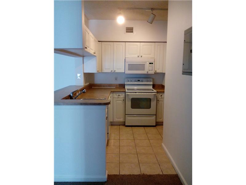 PORTO BELLAGIO CONDO - Residential Lease