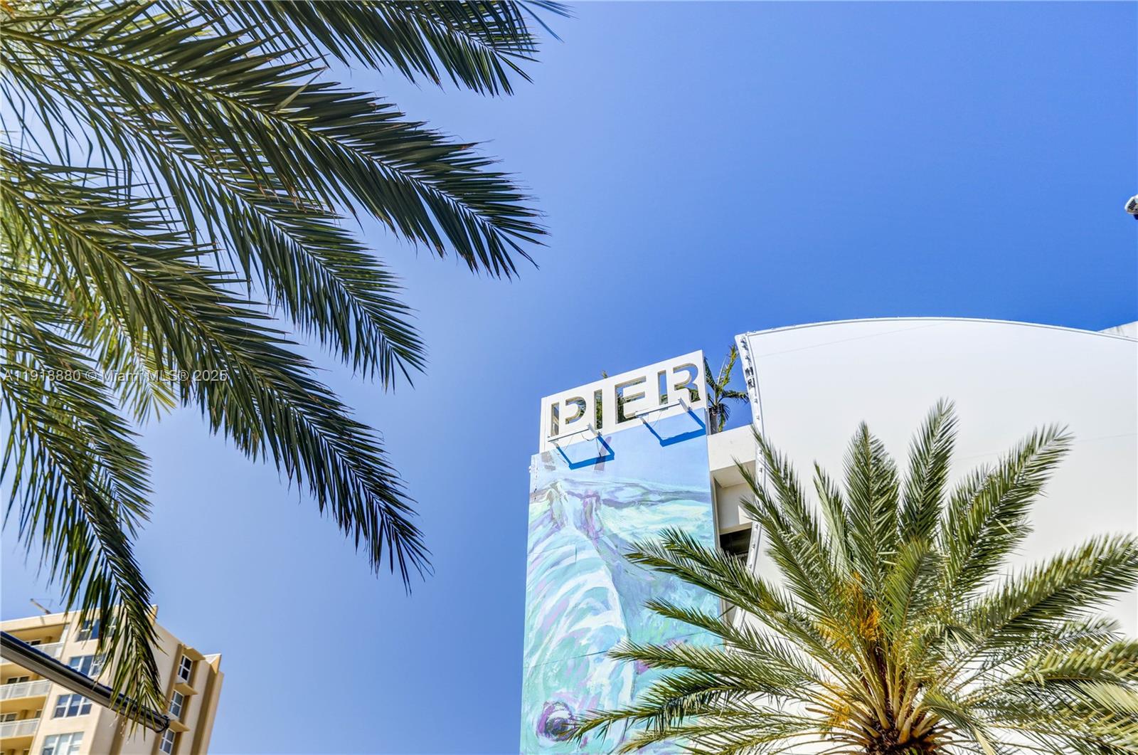 PLAZA AT OCEANSIDE (THE) - Residential Lease