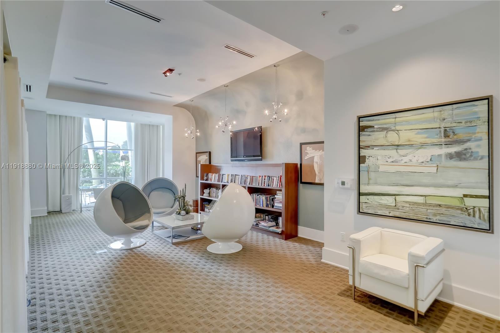 PLAZA AT OCEANSIDE (THE) - Residential Lease