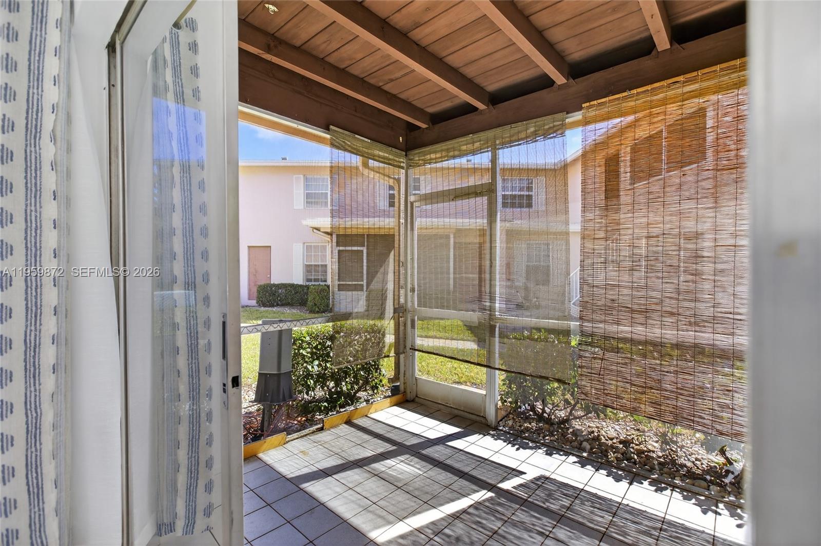 GARDENWAY CONDO - Residential