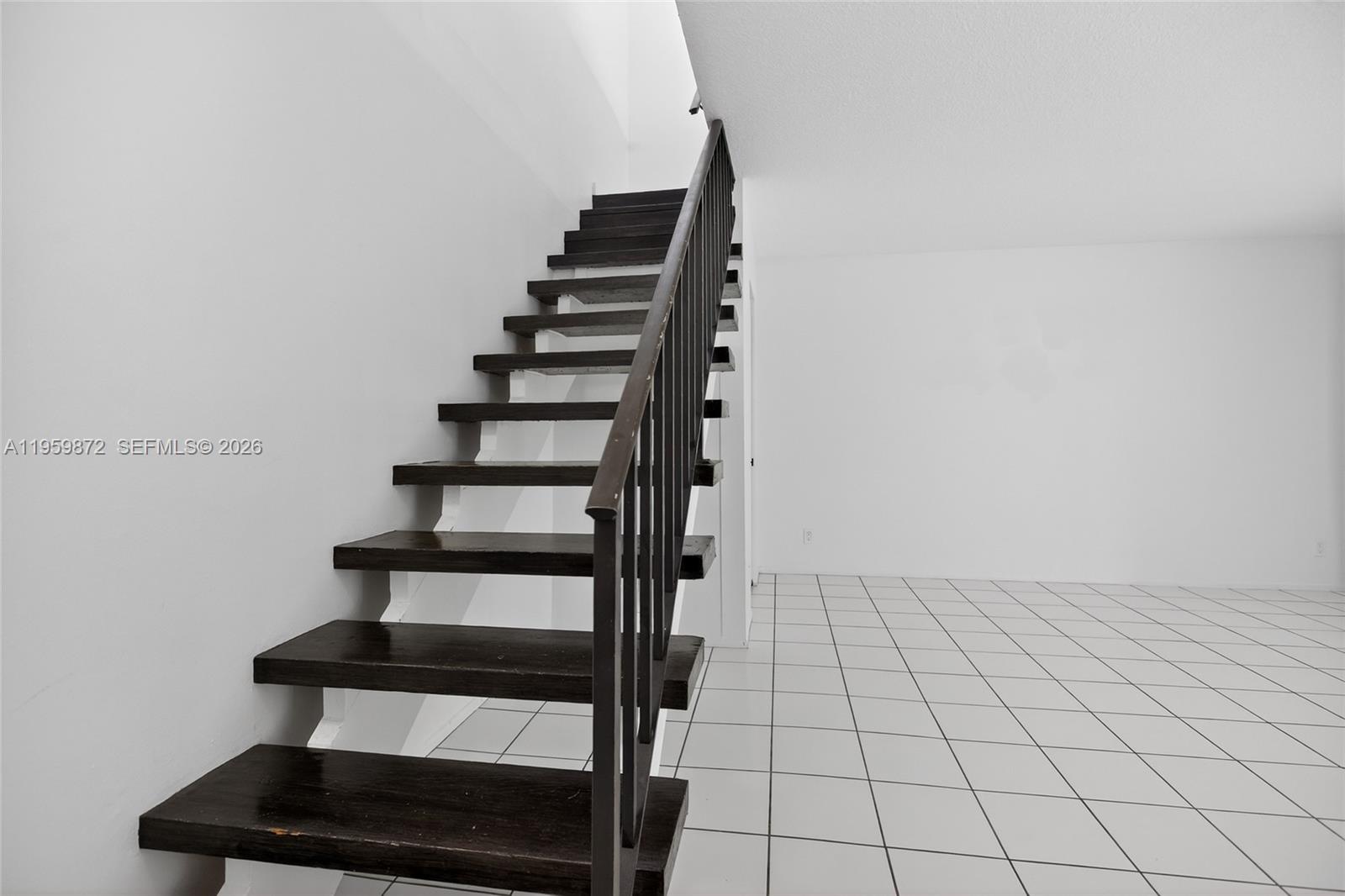 GARDENWAY CONDO - Residential