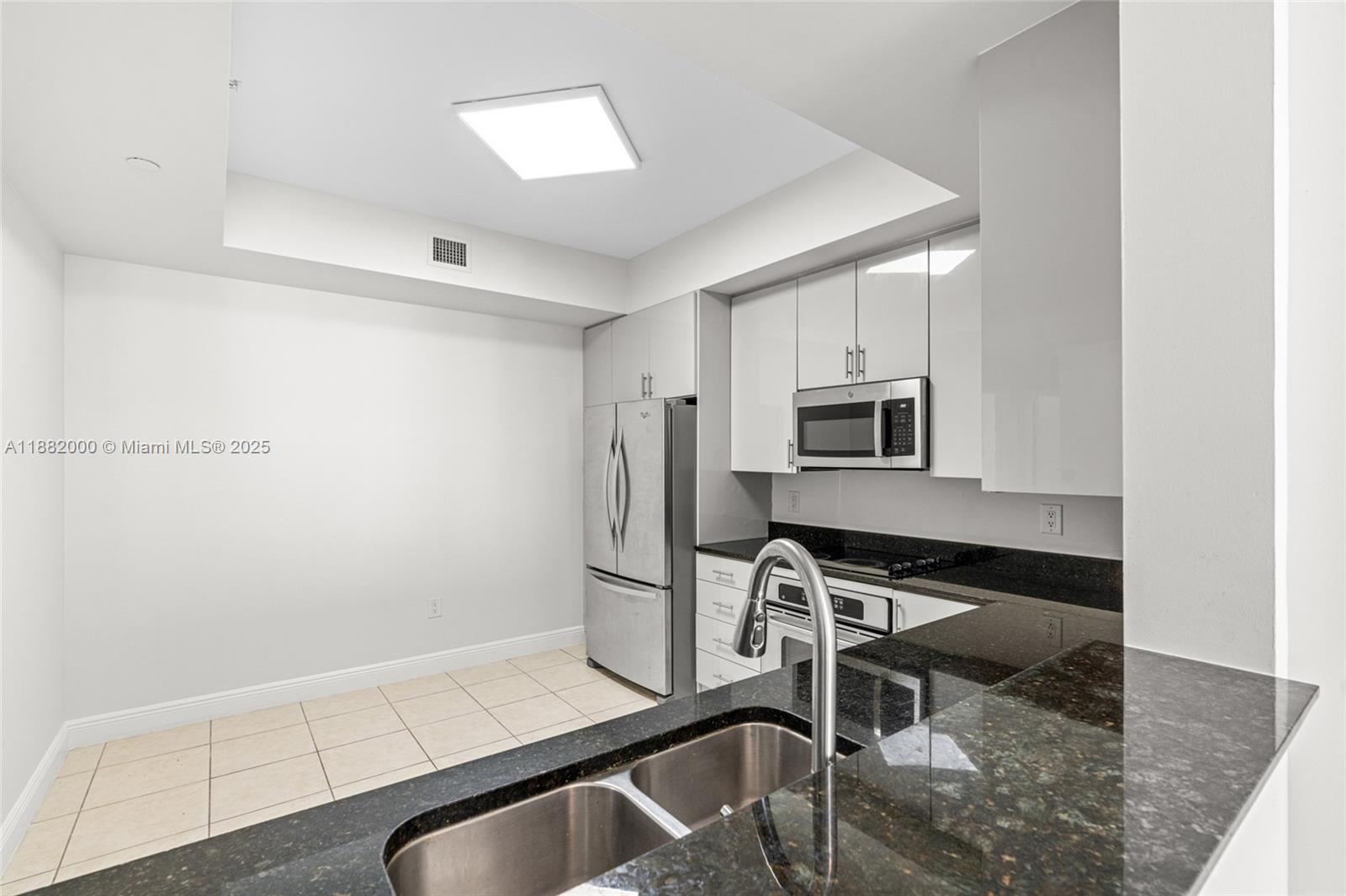 AVENTURA MARINA CONDO NUM - Residential Lease