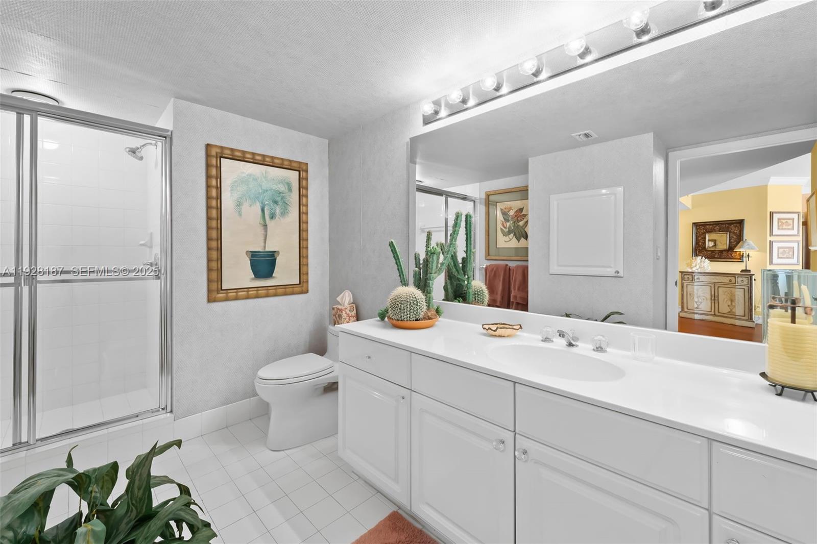 HARBOR TOWERS - Residential