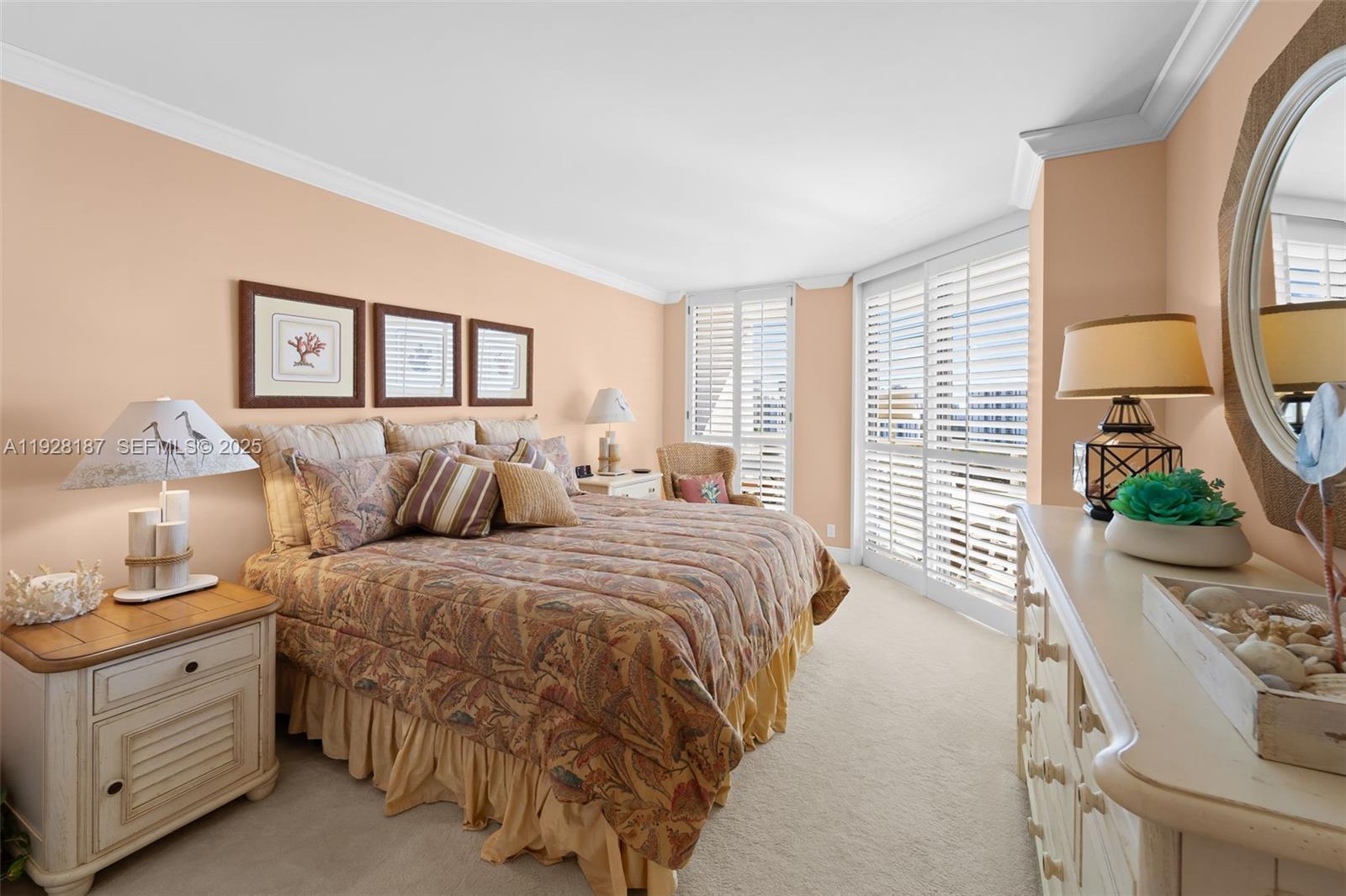 HARBOR TOWERS - Residential