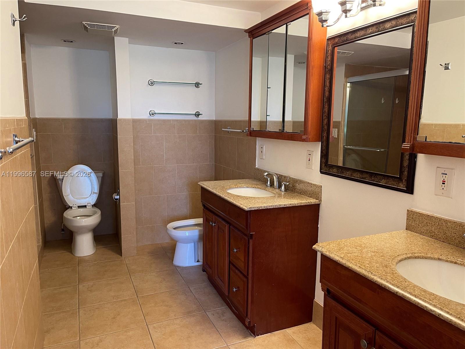 NO 83 PALM-AIRE COUNTRY C - Residential Lease