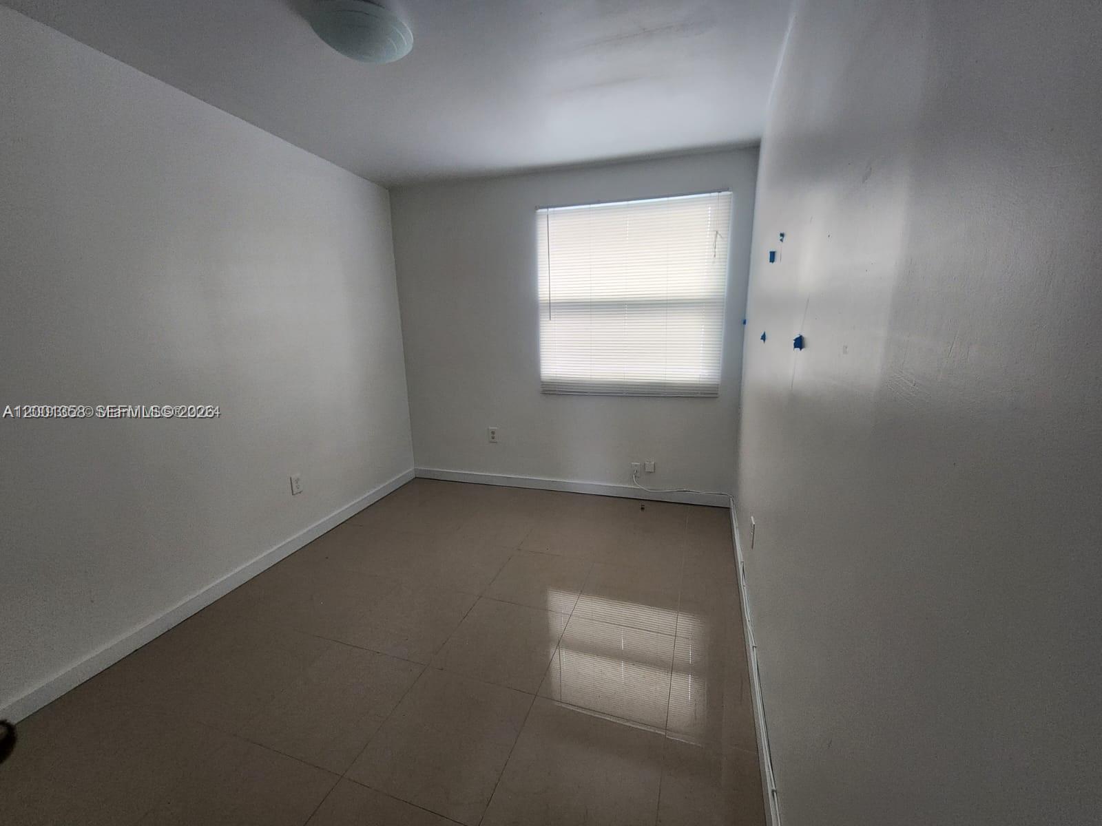 GRAPELAND - Residential Lease