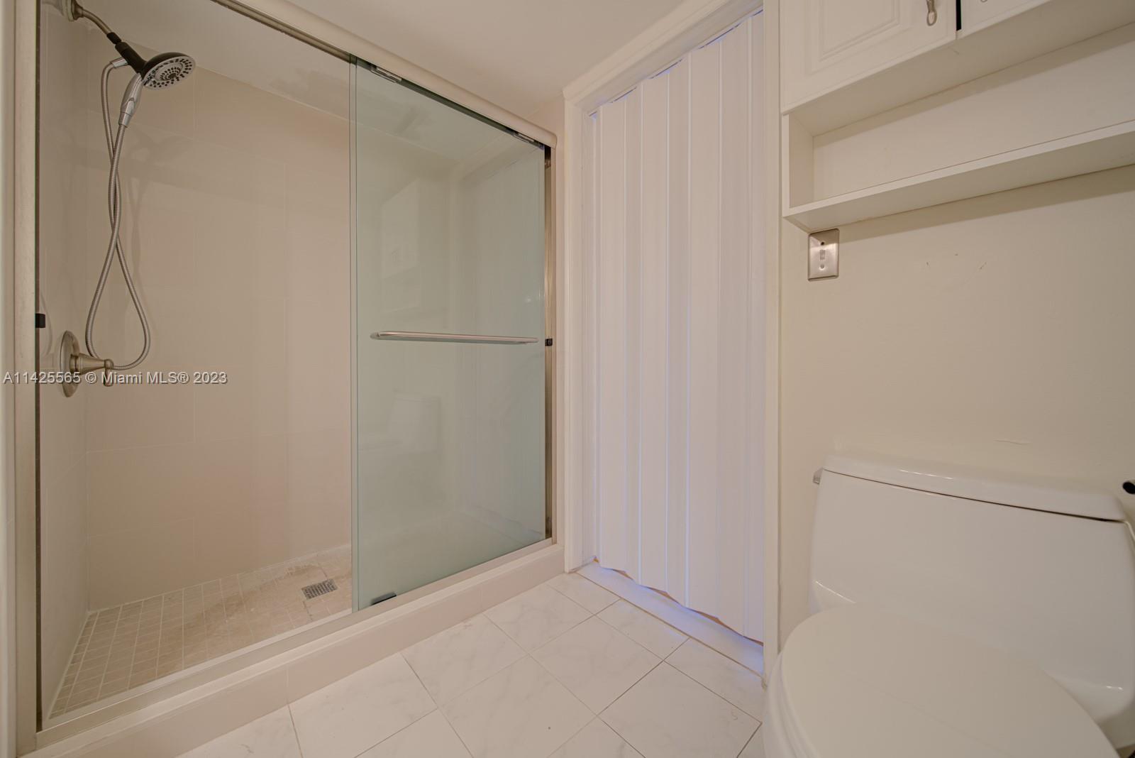 THE GREENS AT DORAL CONDO - Residential Lease