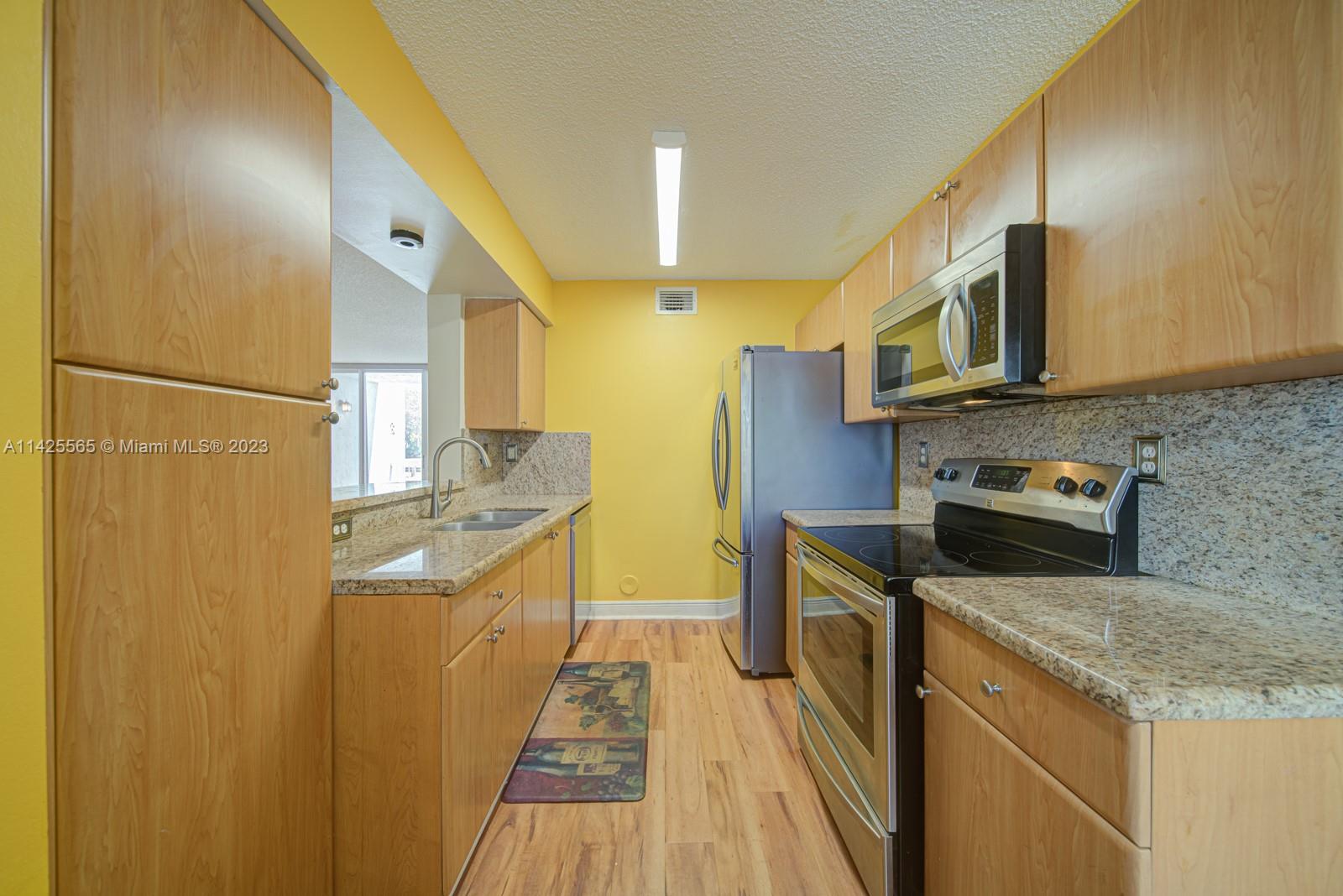 THE GREENS AT DORAL CONDO - Residential Lease