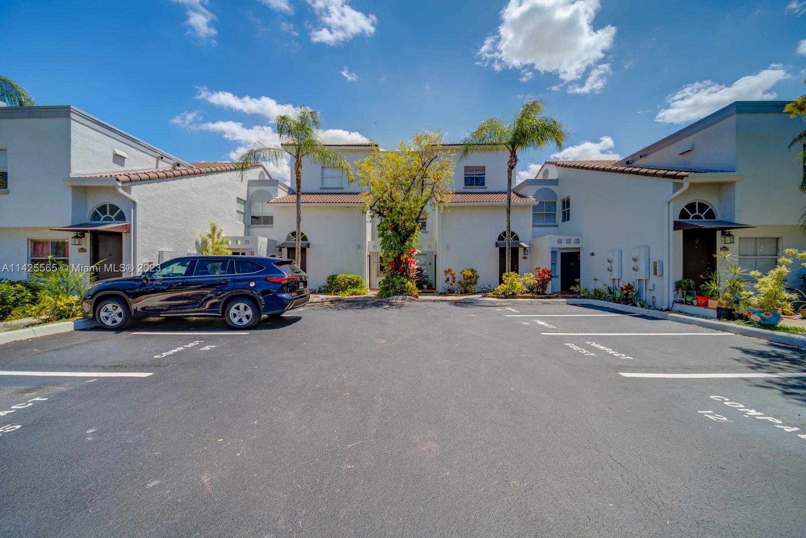 THE GREENS AT DORAL CONDO - Residential Lease