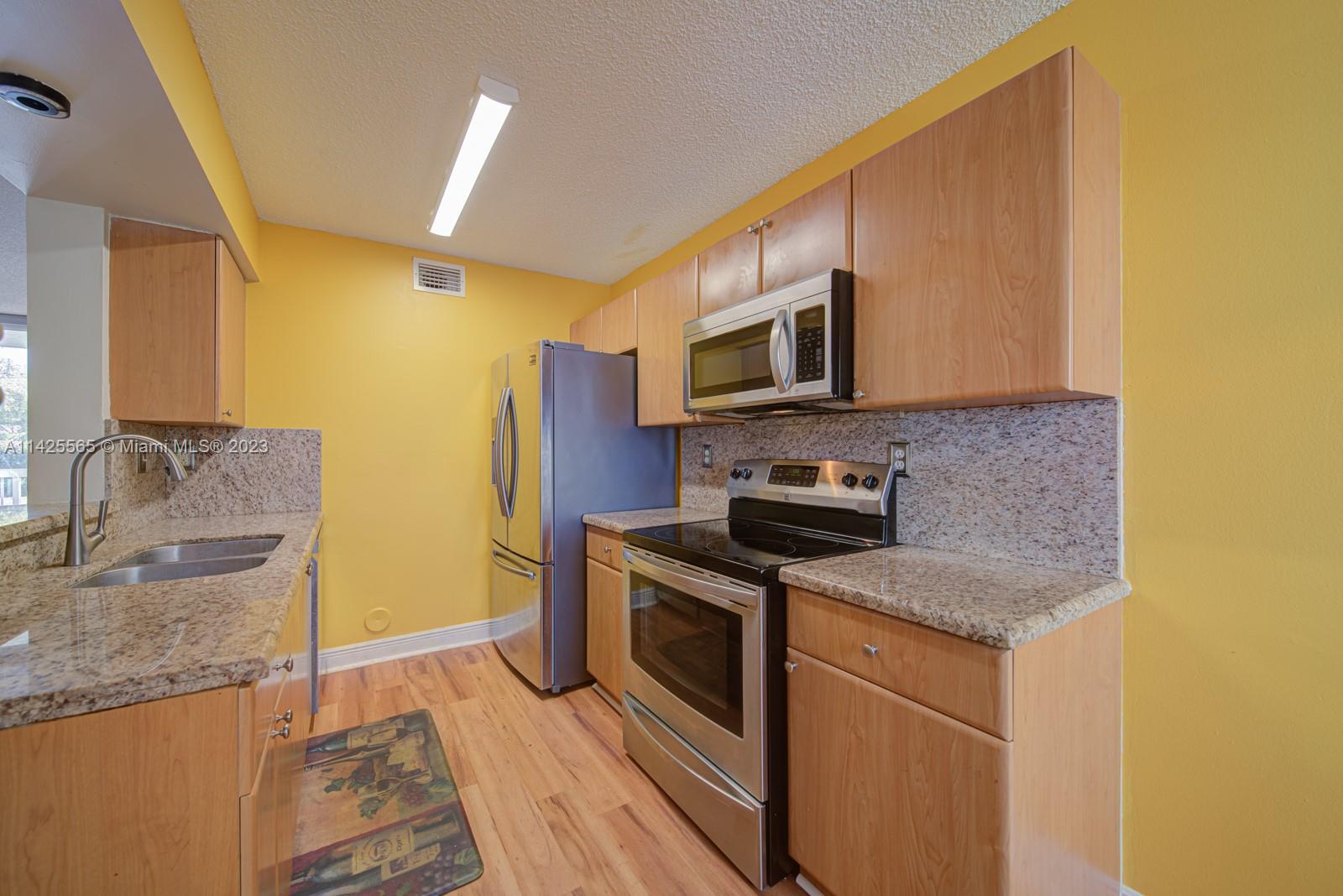 THE GREENS AT DORAL CONDO - Residential Lease