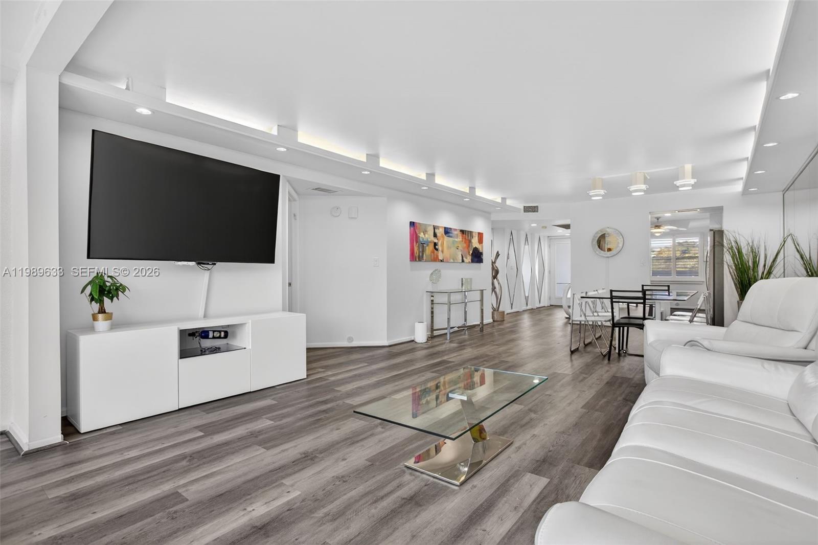 WYNMOOR/ELEUTHERA - Residential