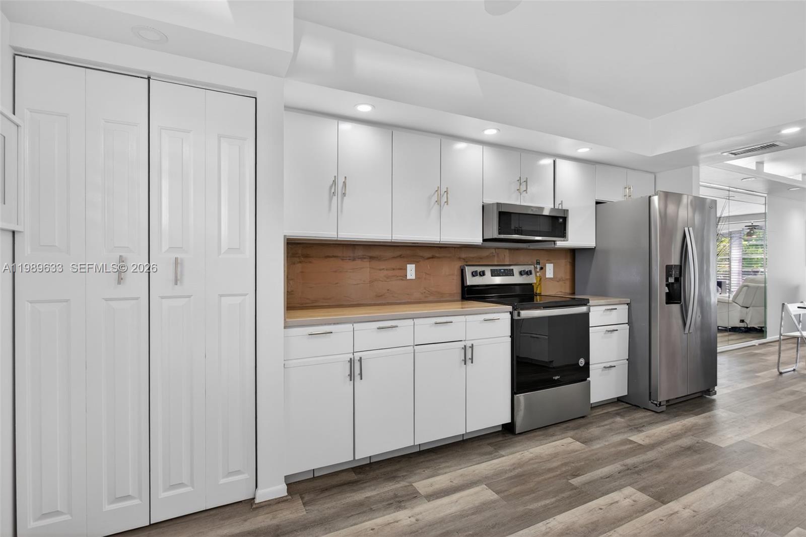 WYNMOOR/ELEUTHERA - Residential