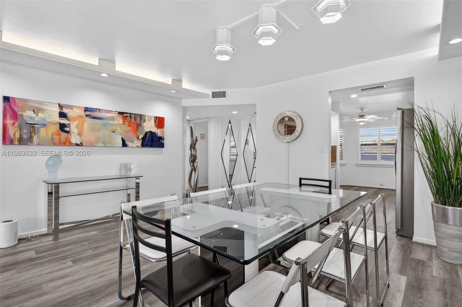 WYNMOOR/ELEUTHERA - Residential