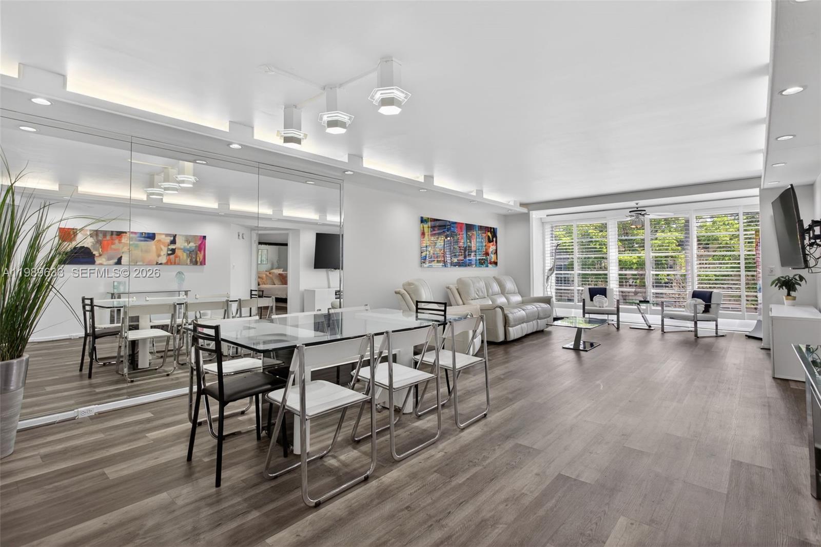 WYNMOOR/ELEUTHERA - Residential