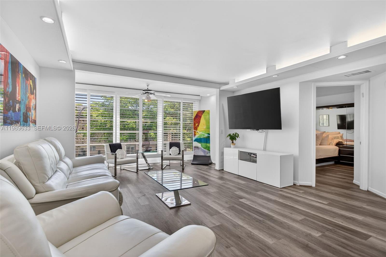 WYNMOOR/ELEUTHERA - Residential