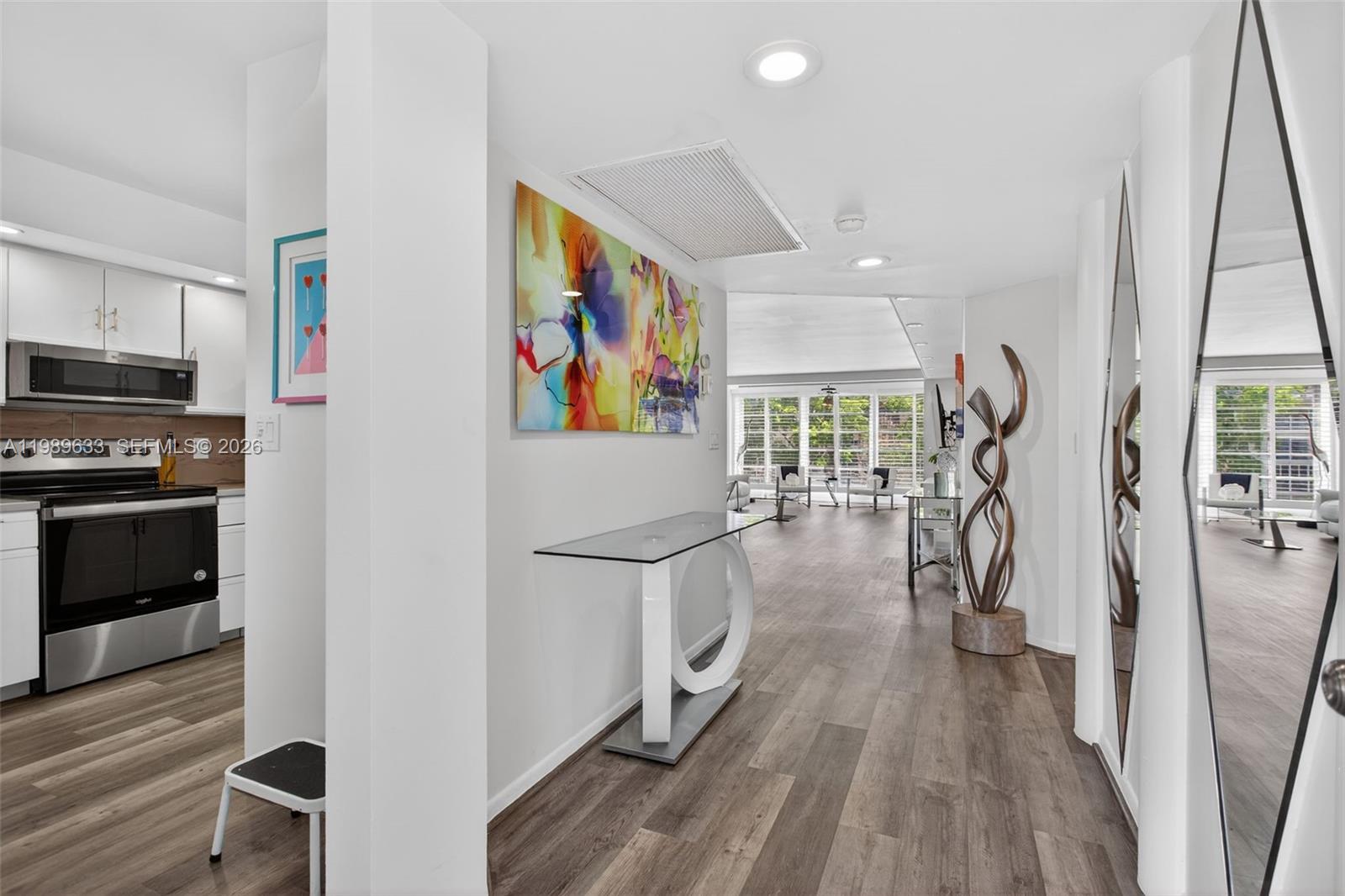 WYNMOOR/ELEUTHERA - Residential