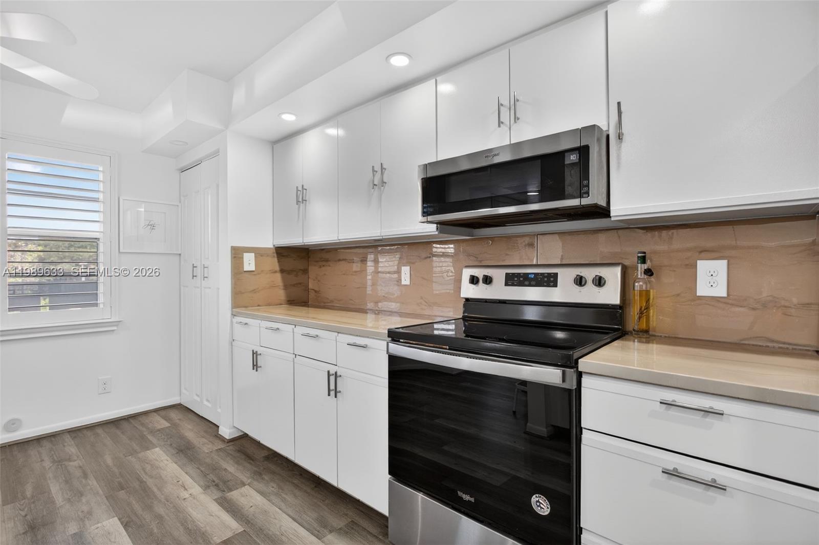 WYNMOOR/ELEUTHERA - Residential