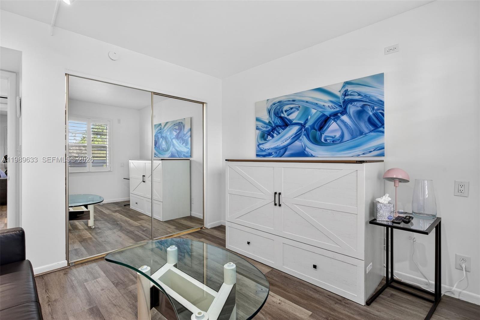 WYNMOOR/ELEUTHERA - Residential