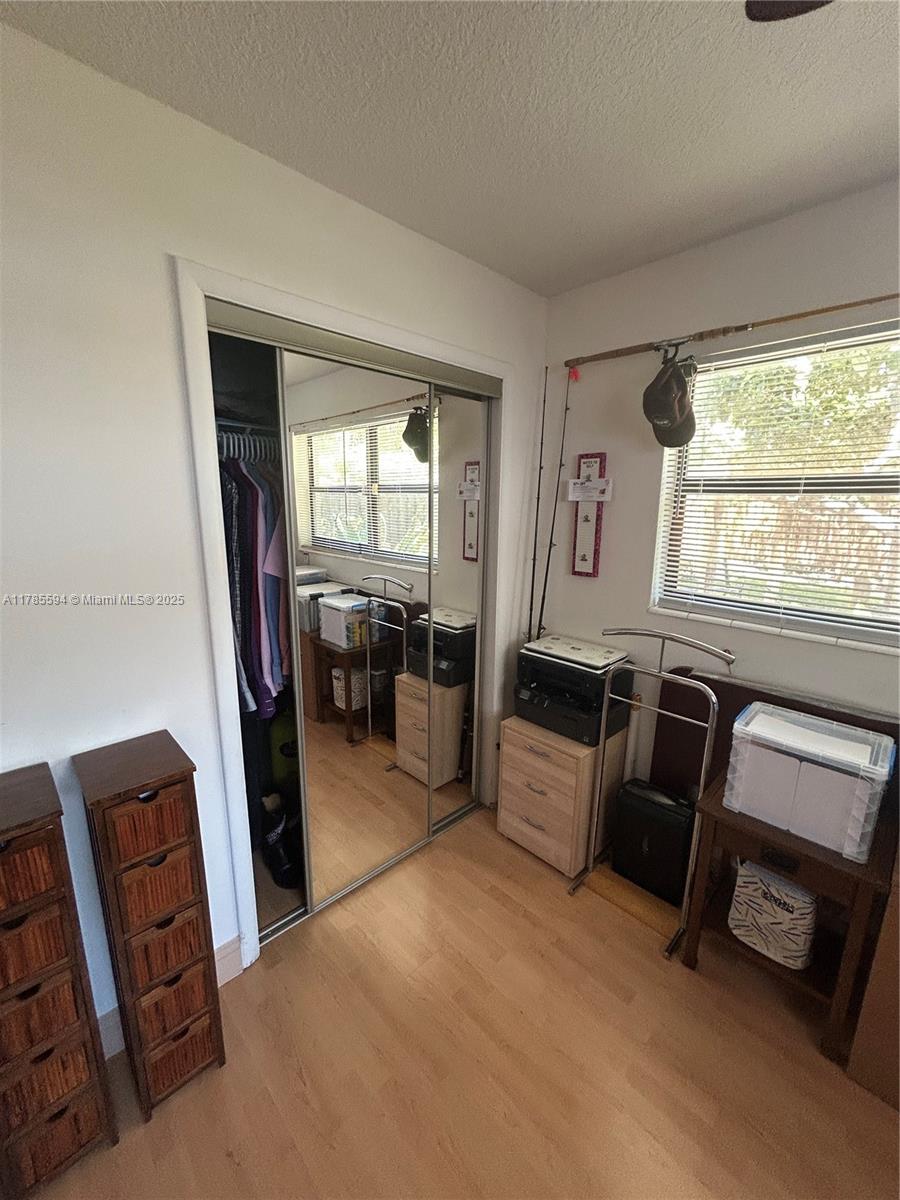 BREEZE HAVEN NO 4 - Residential