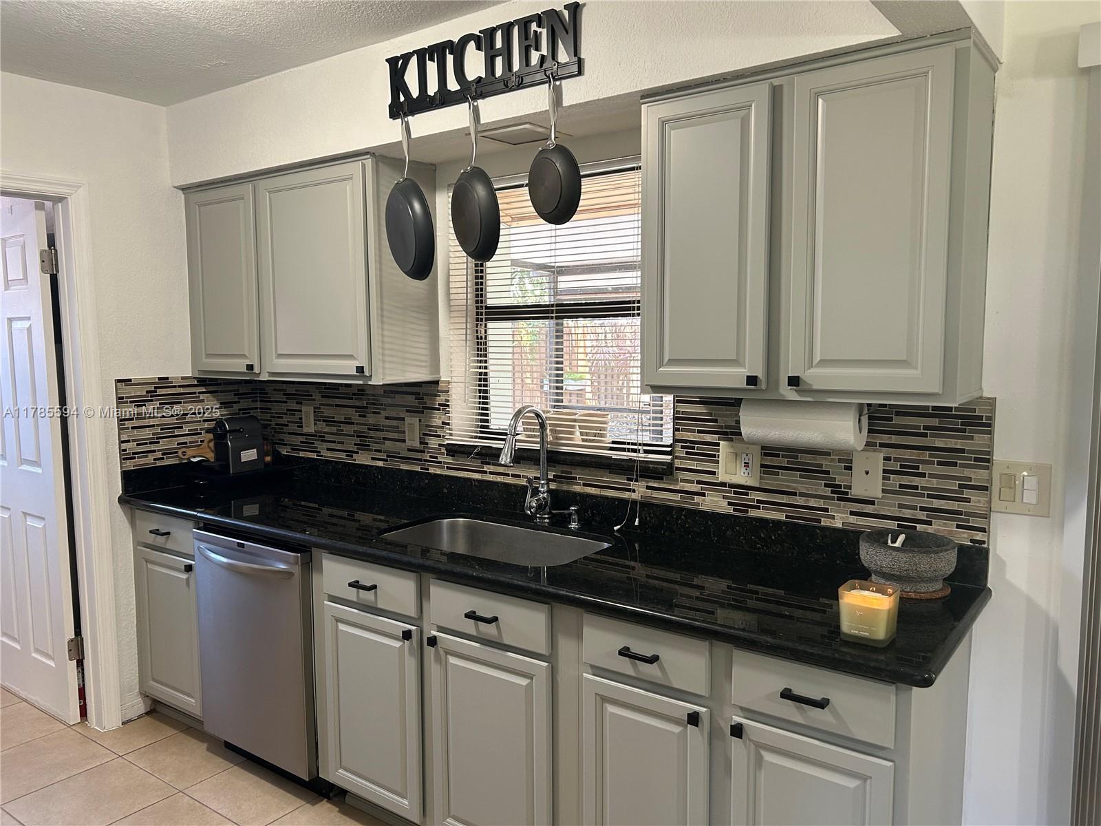 BREEZE HAVEN NO 4 - Residential