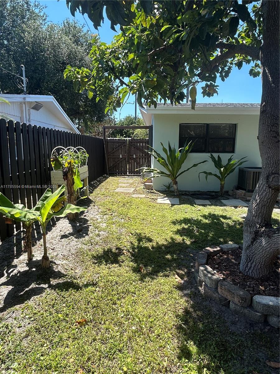 BREEZE HAVEN NO 4 - Residential