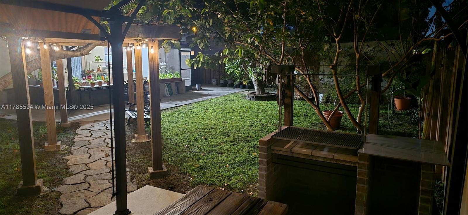 BREEZE HAVEN NO 4 - Residential