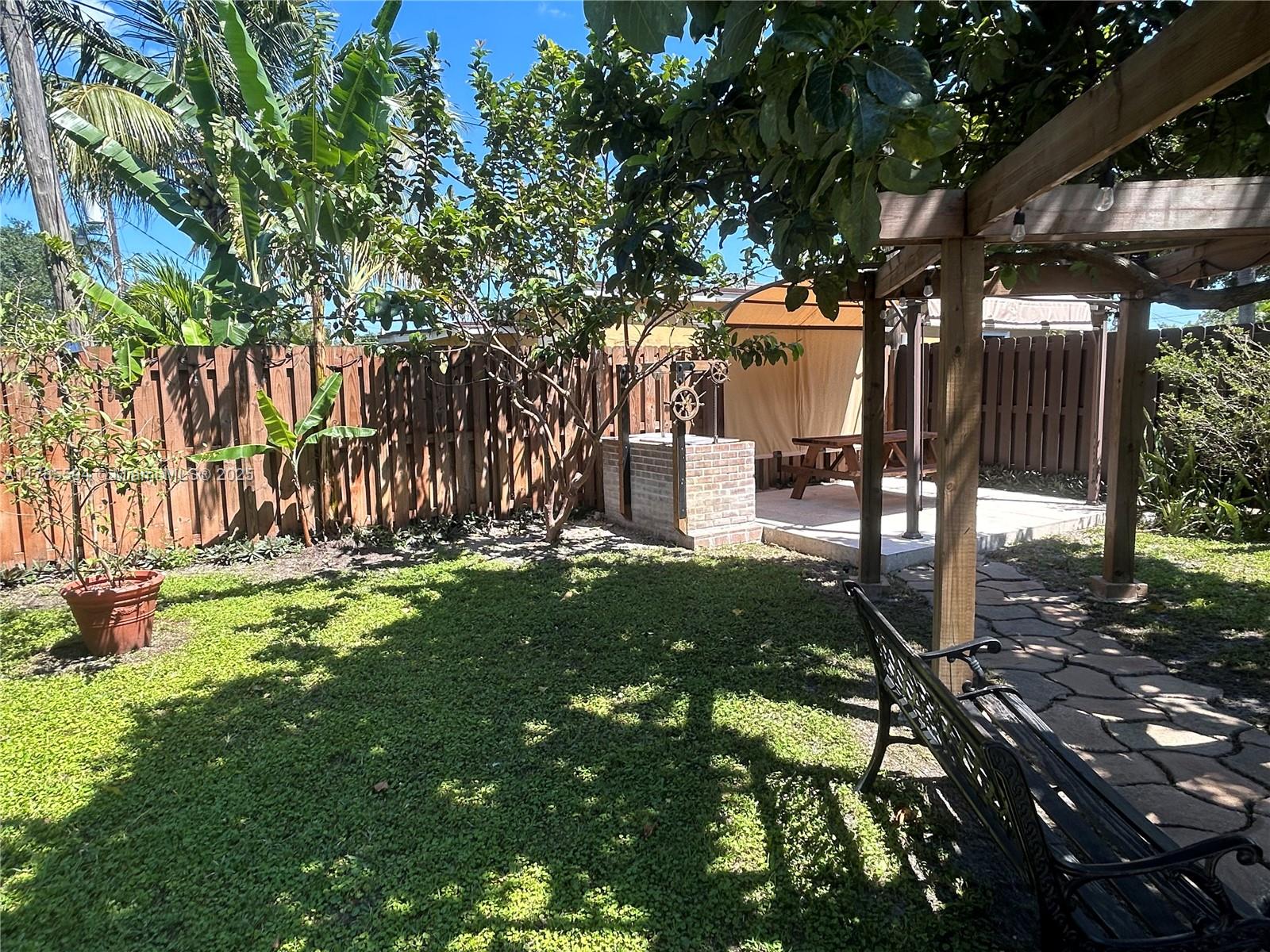 BREEZE HAVEN NO 4 - Residential