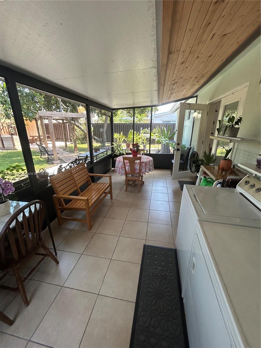 BREEZE HAVEN NO 4 - Residential