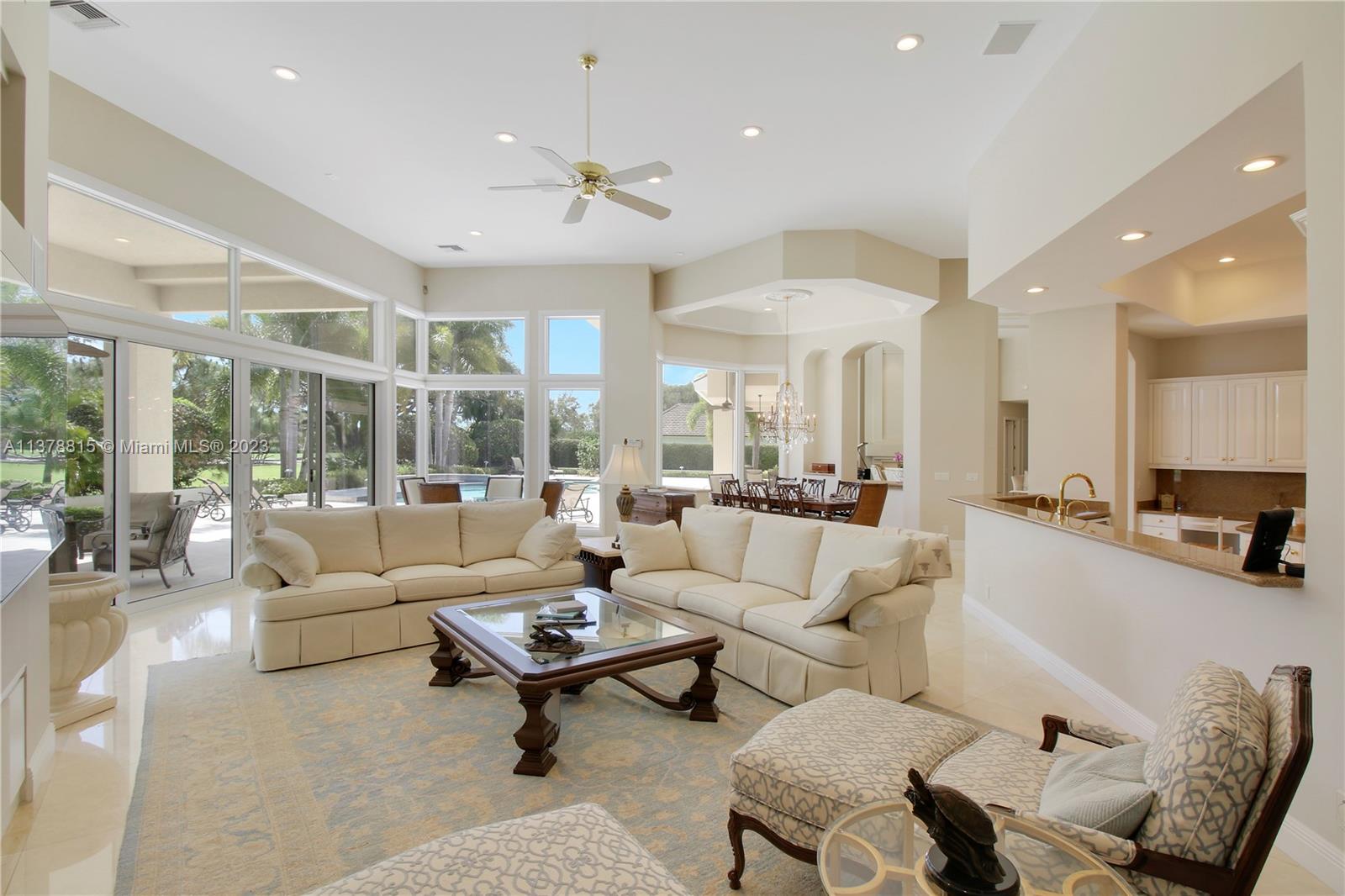 JUPITER HILLS VILLAGE PHA - Residential