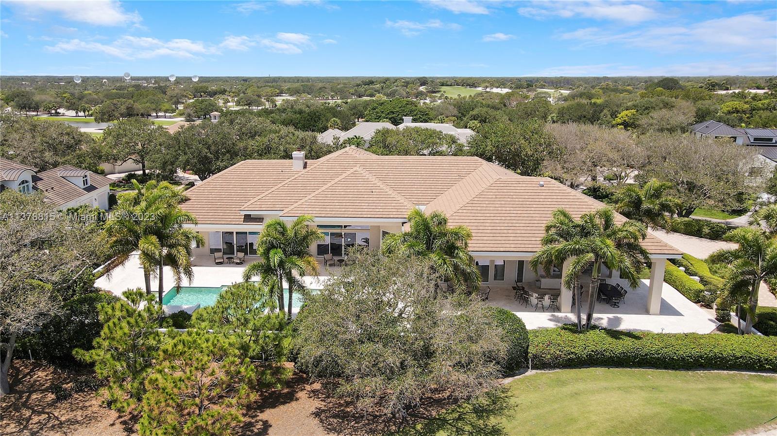 JUPITER HILLS VILLAGE PHA - Residential