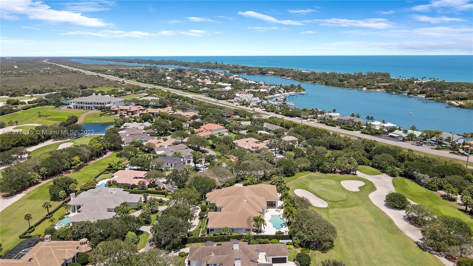 JUPITER HILLS VILLAGE PHA - Residential