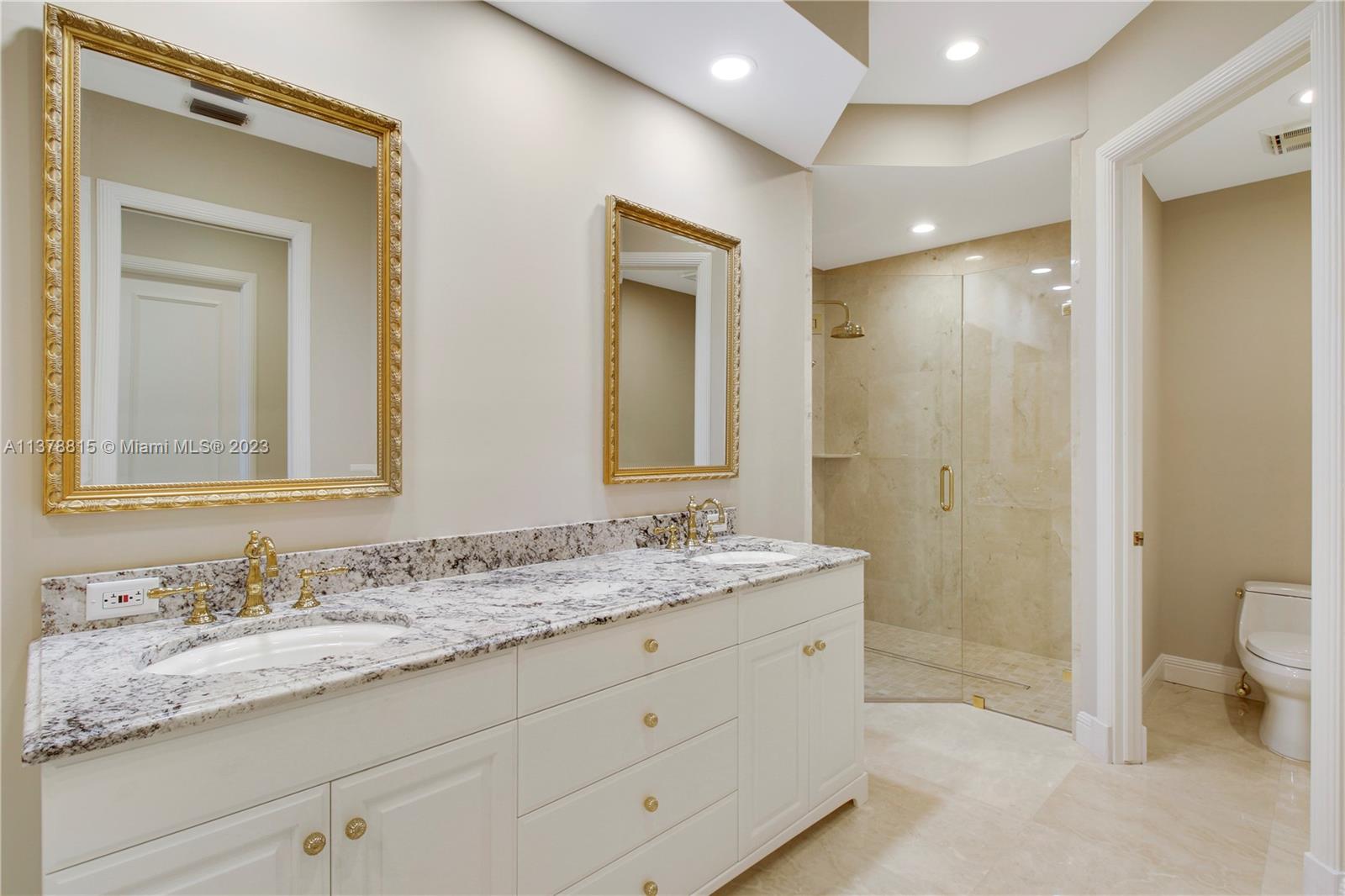 JUPITER HILLS VILLAGE PHA - Residential