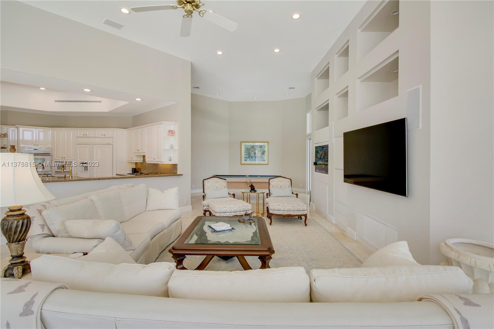 JUPITER HILLS VILLAGE PHA - Residential