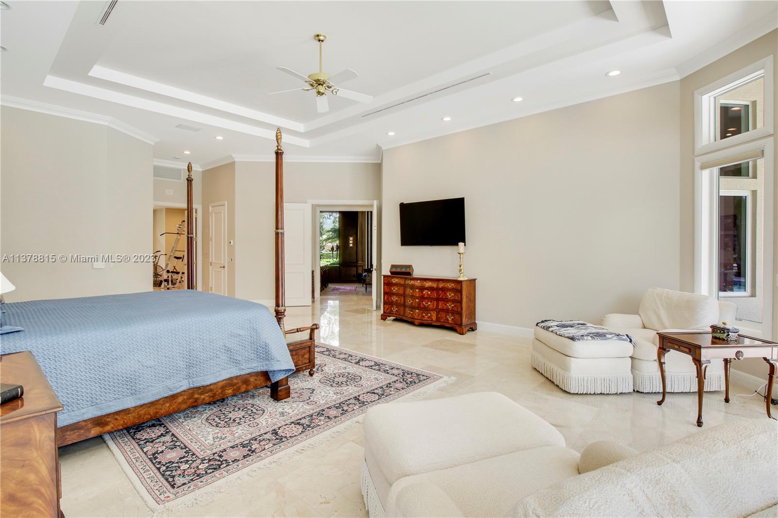 JUPITER HILLS VILLAGE PHA - Residential