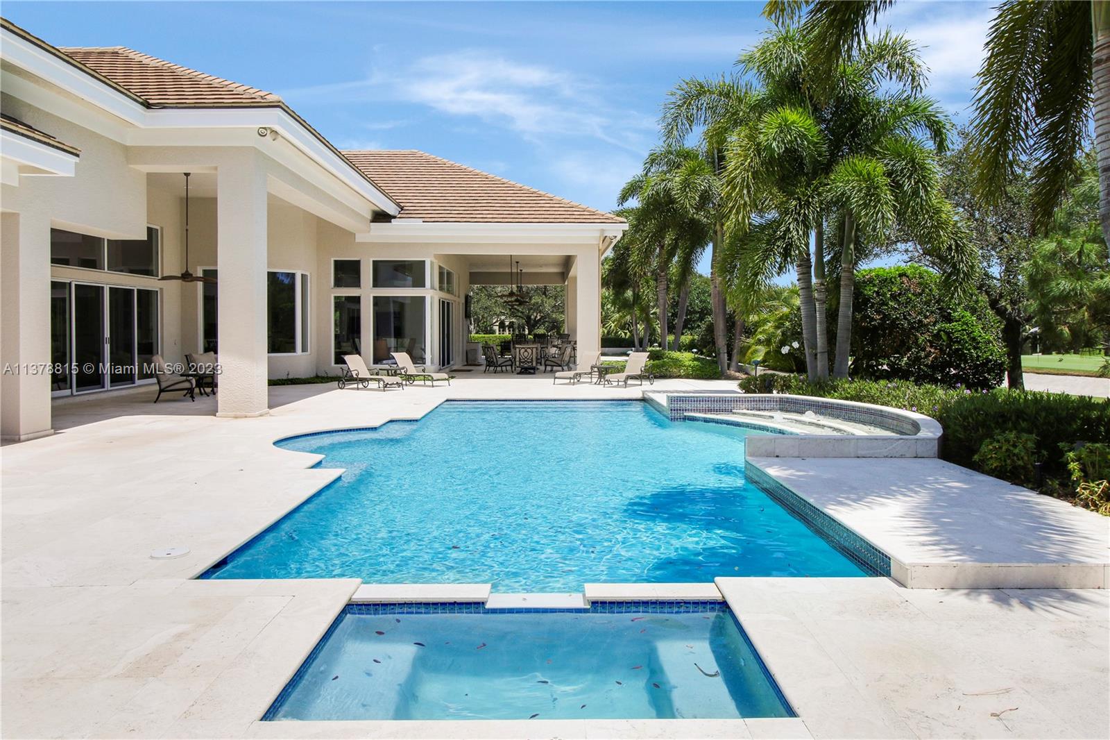 JUPITER HILLS VILLAGE PHA - Residential