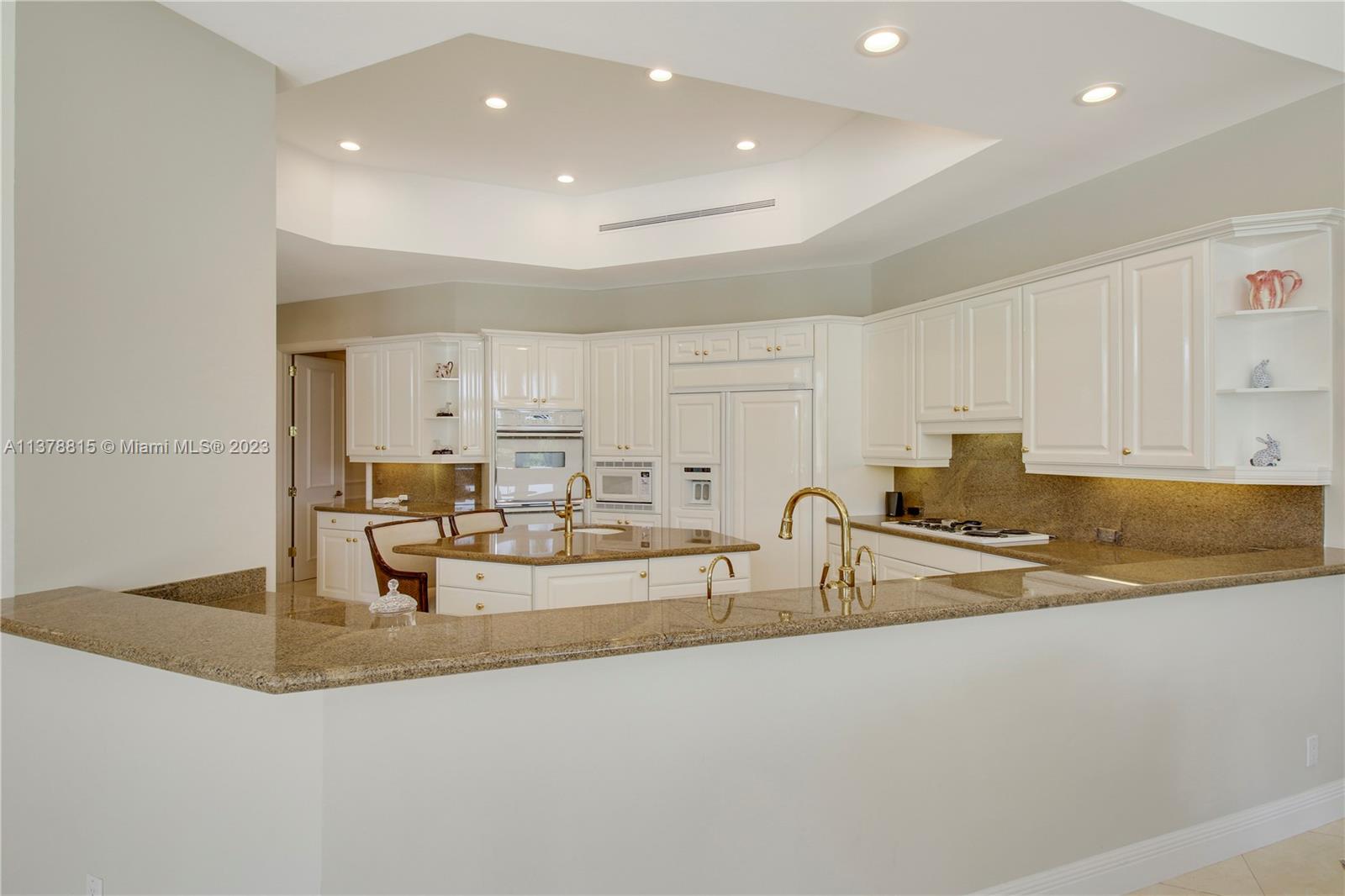 JUPITER HILLS VILLAGE PHA - Residential