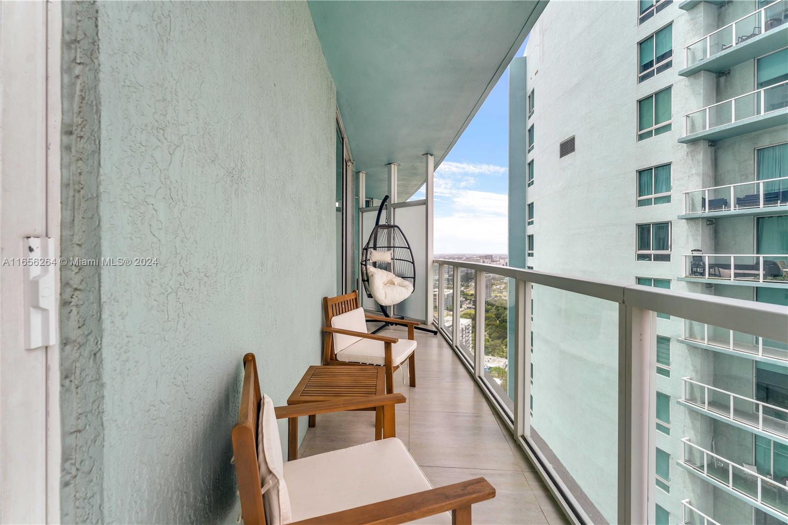 QUANTUM ON THE BAY CONDO - Residential