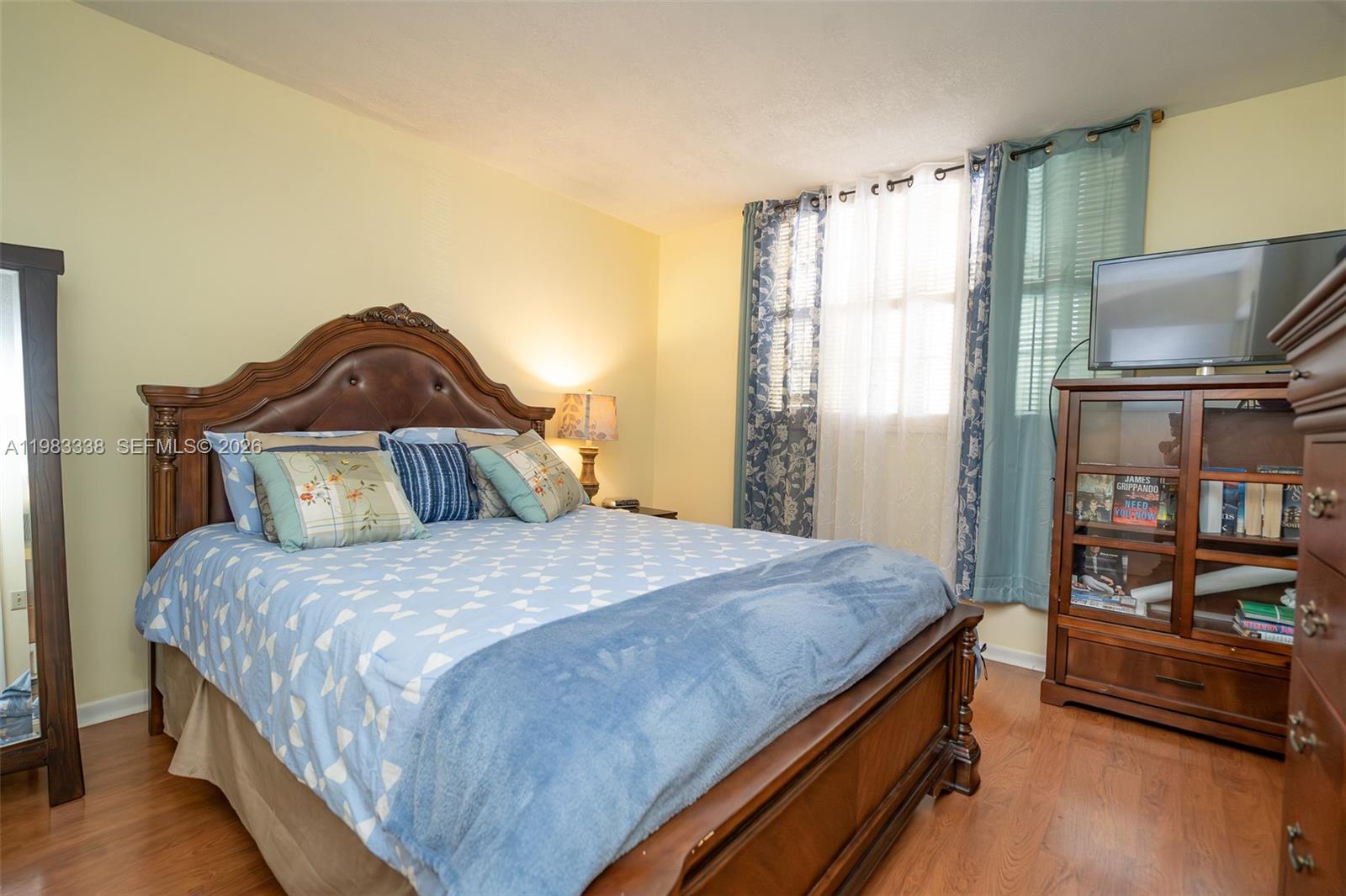 COLONY POINT 2 CONDO - Residential