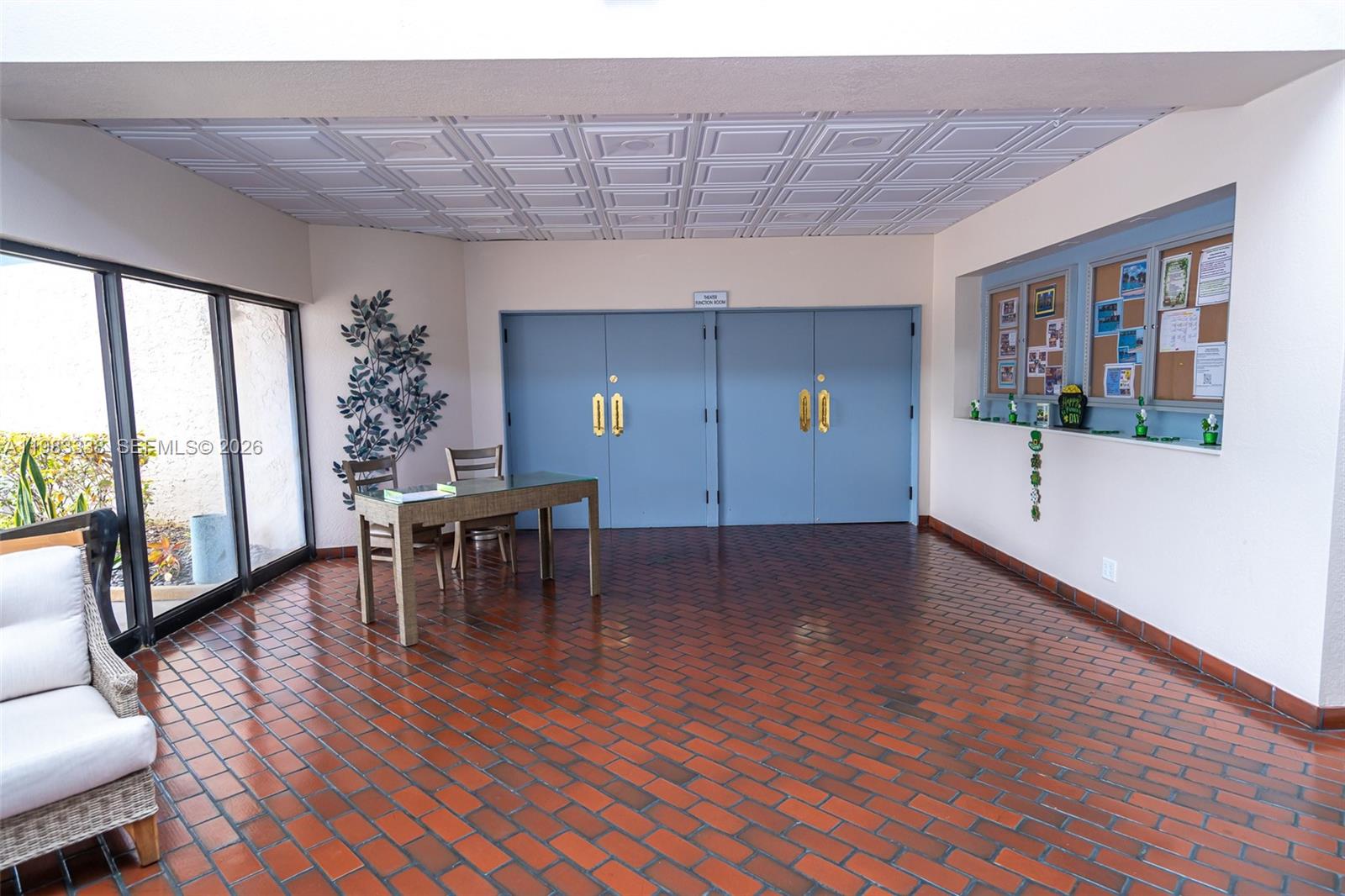 COLONY POINT 2 CONDO - Residential