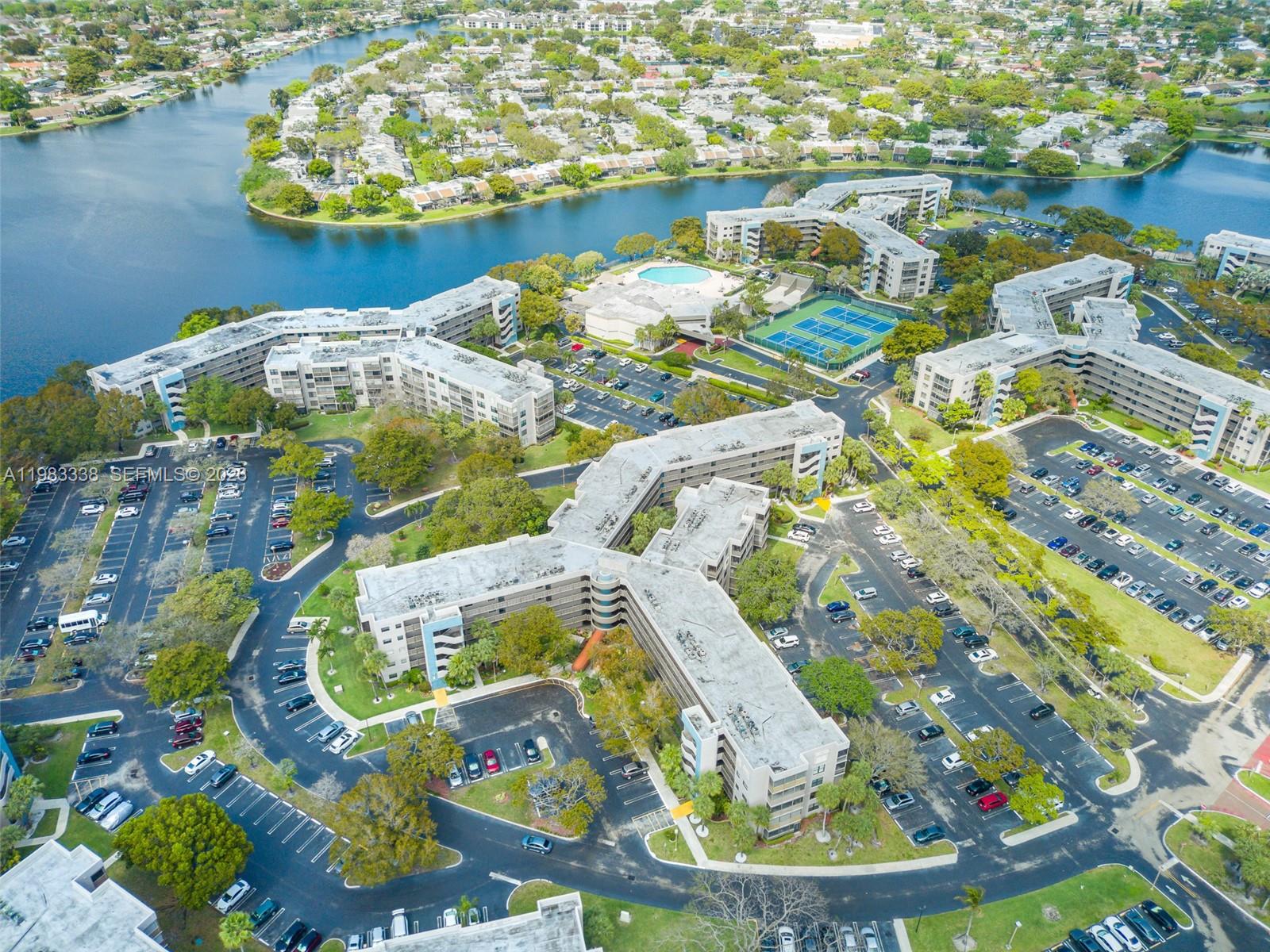 COLONY POINT 2 CONDO - Residential