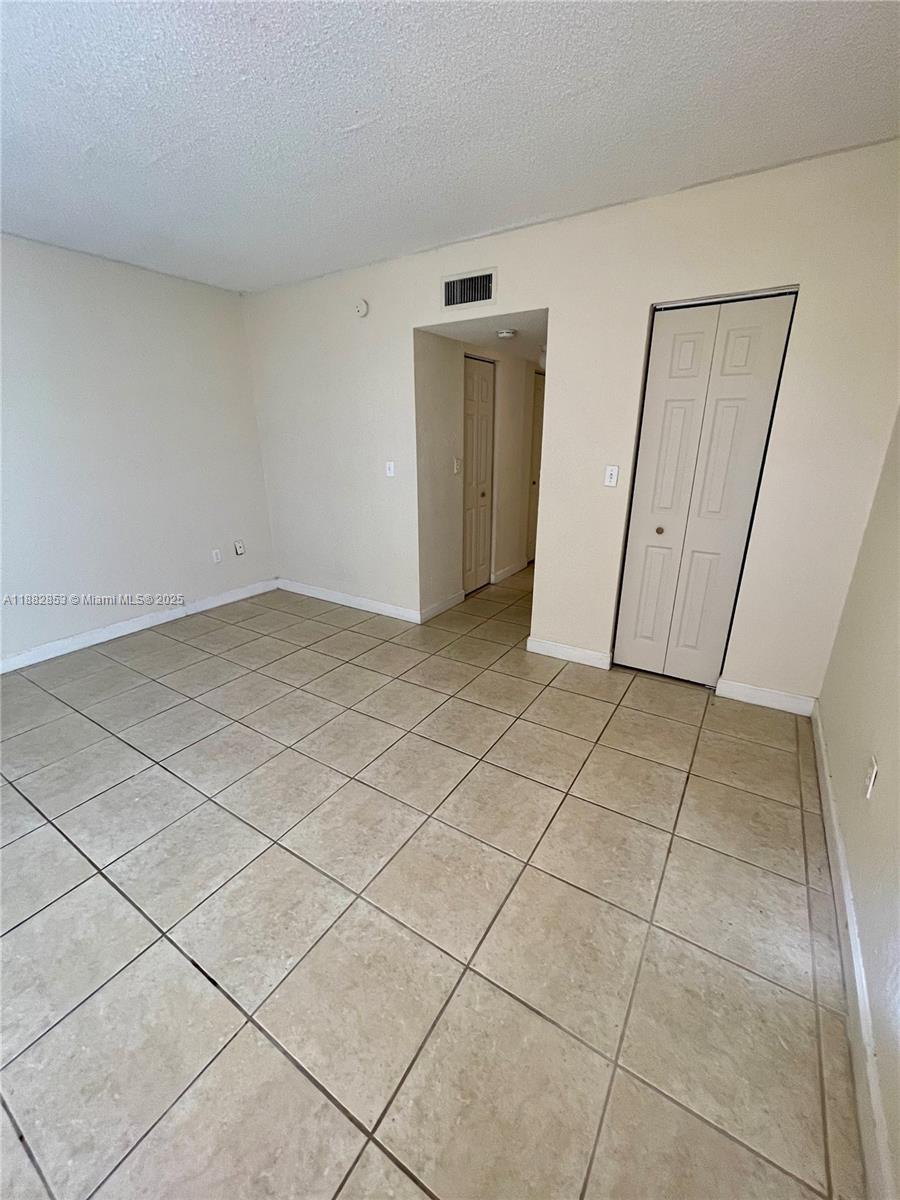 THE BERKELEY CONDO - Residential Lease