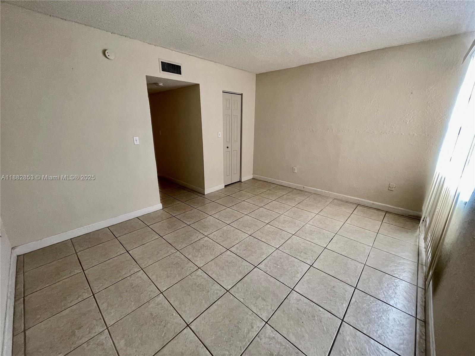 THE BERKELEY CONDO - Residential Lease