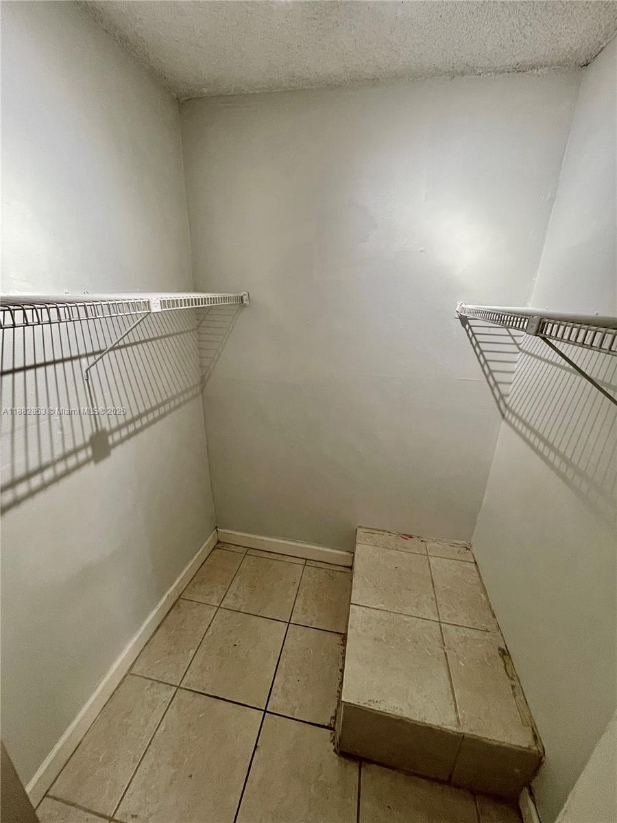 THE BERKELEY CONDO - Residential Lease